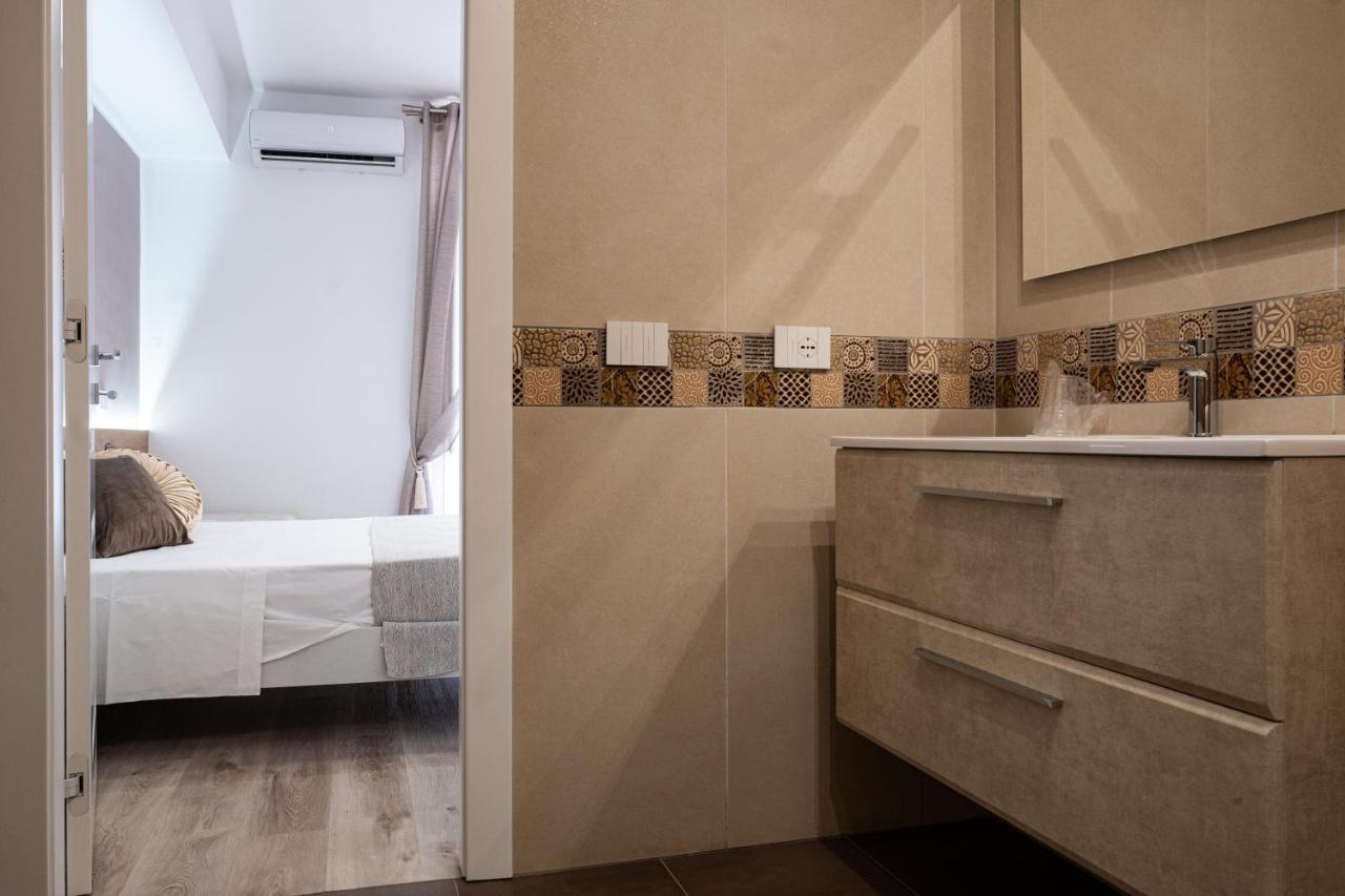 A Due Passi - Guest House Santo Stefano di Camastra Buitenkant foto