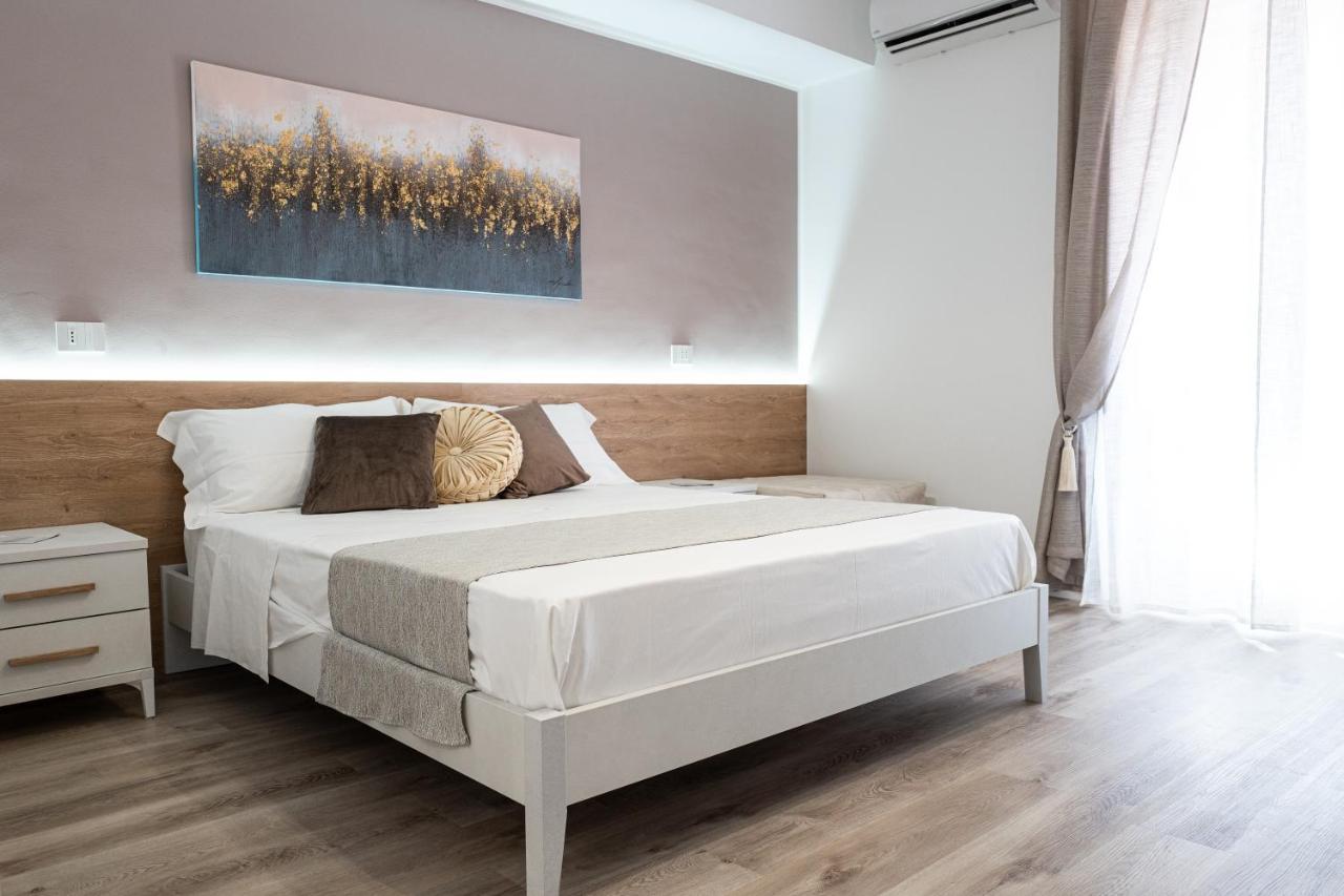 A Due Passi - Guest House Santo Stefano di Camastra Buitenkant foto