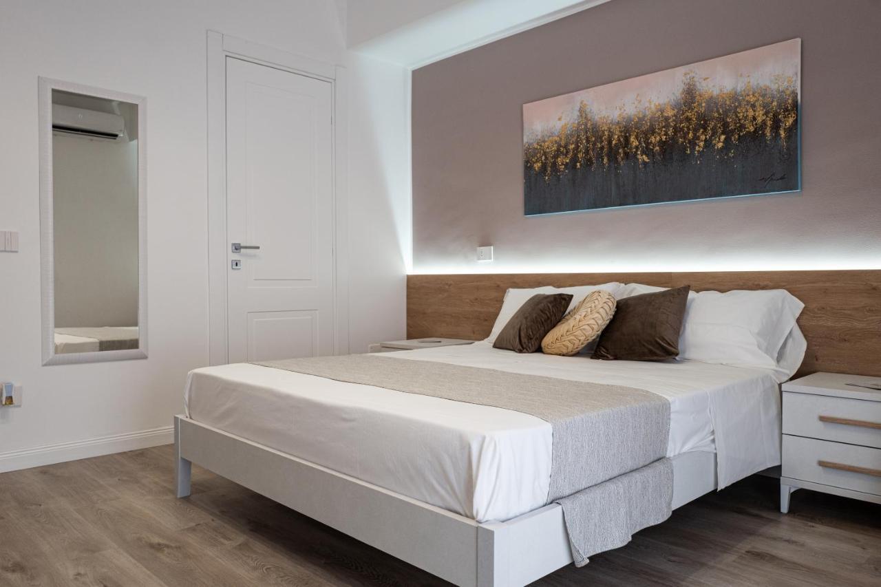 A Due Passi - Guest House Santo Stefano di Camastra Buitenkant foto
